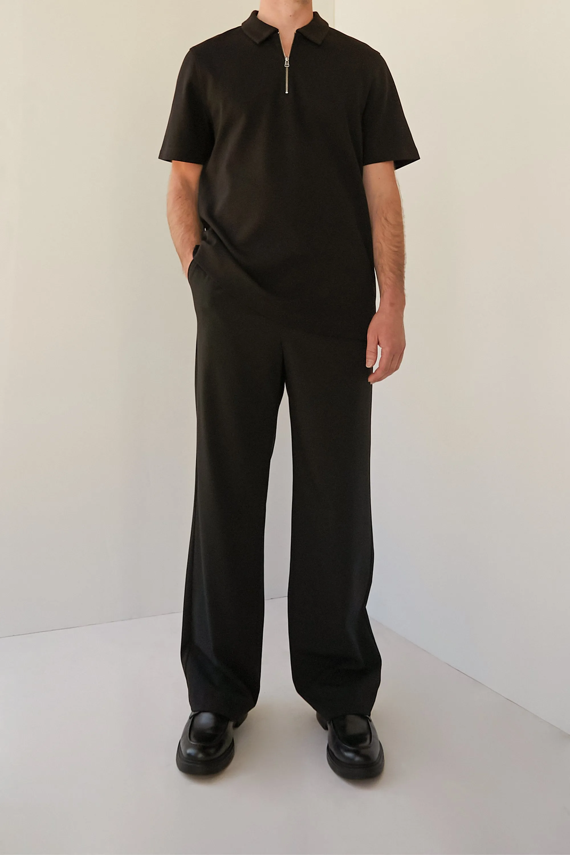 ELASTIC WAIST SUITING PANT