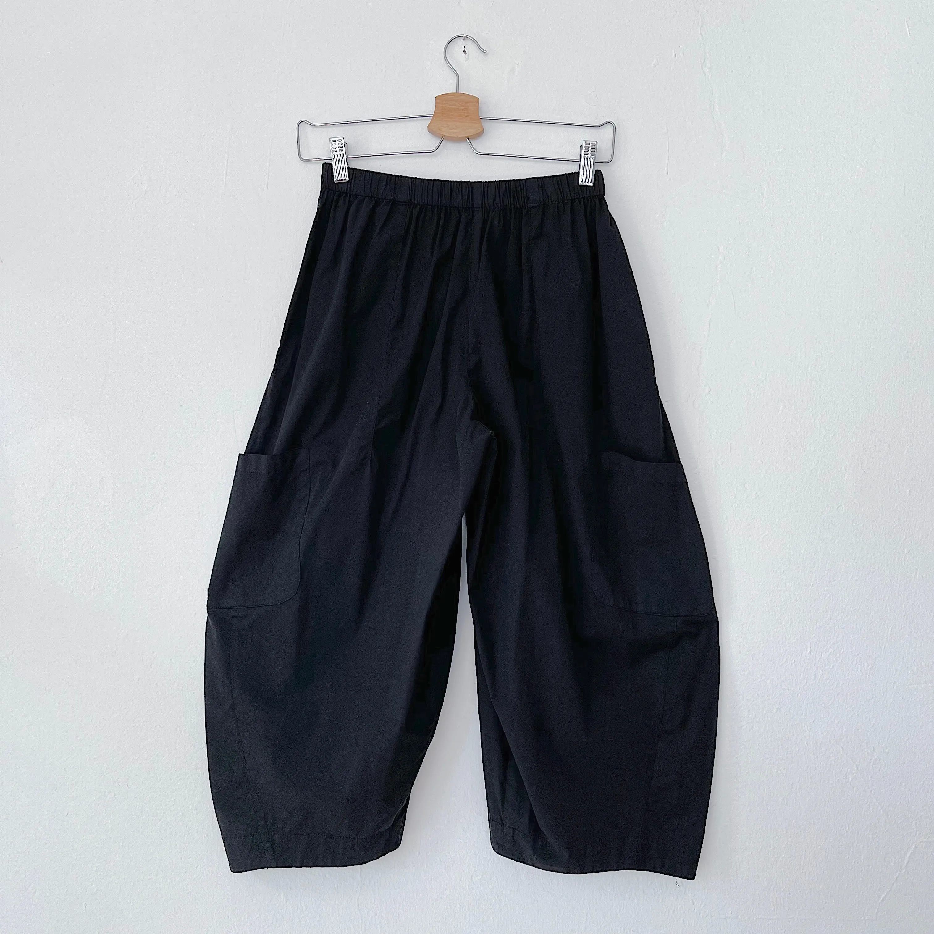 Eleven Stitch | Snap Front Pant in Black