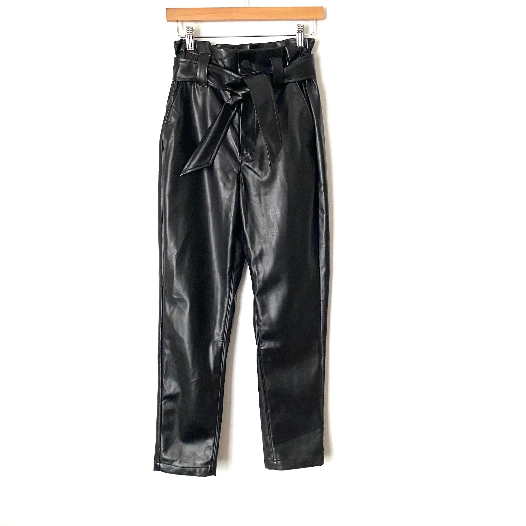 Express Black Faux Leather Paperbag Waist Pants- Size 4R (Inseam 26.5”)