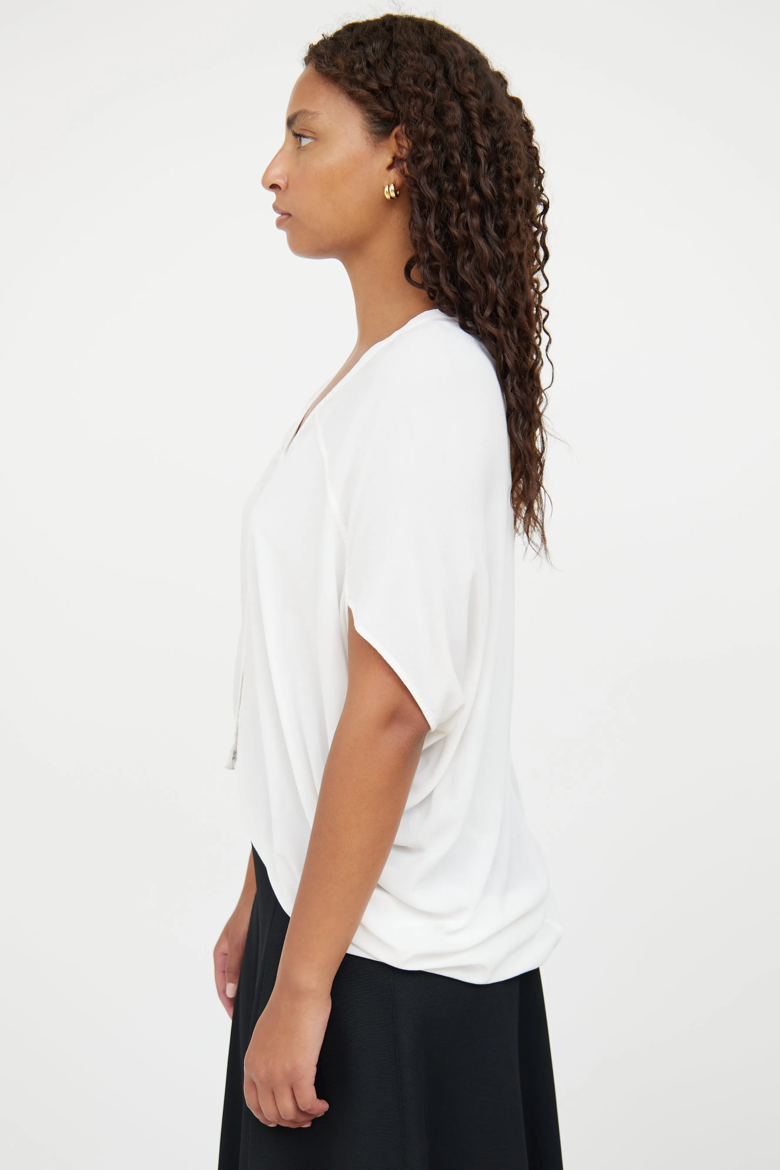 White Button High Low Top